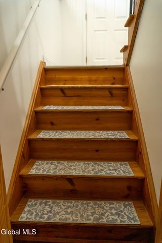 141 Clement Avenue, Schenectady, NY 12304