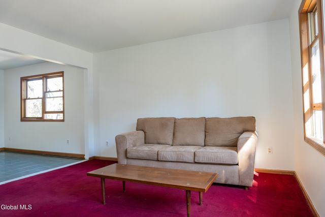 141 Clement Avenue, Schenectady, NY 12304