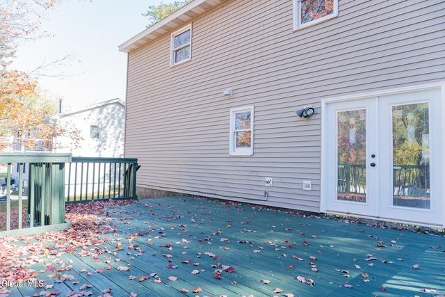 141 Clement Avenue, Schenectady, NY 12304