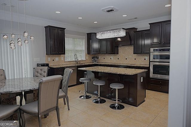 6614 Covered Bridge Way, Braselton, GA 30548