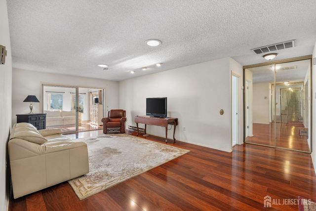 801 Pompton Road B, Monroe, NJ 08831