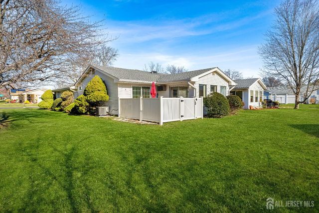 801 Pompton Road B, Monroe, NJ 08831