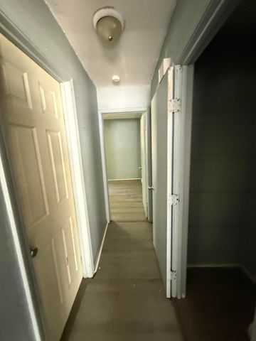 1629 N Sherman Avenue, Springfield, MO 65803