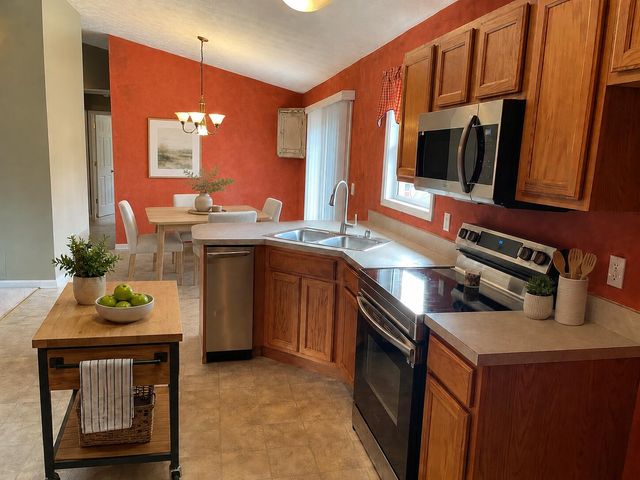 1008 Port Collins Road, Frankfort, KY 40601