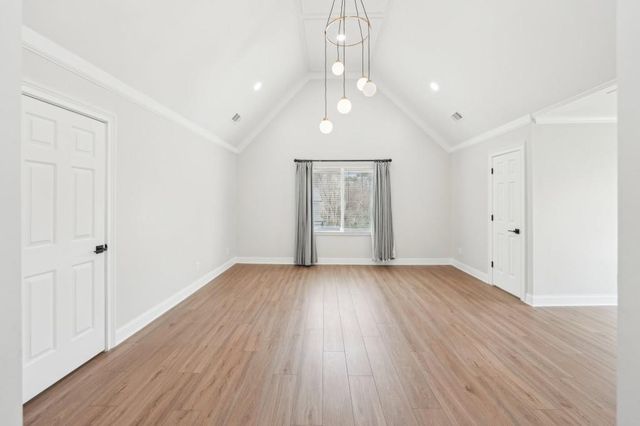 1600 Spring Arbor SW Court, Lilburn, GA 30047