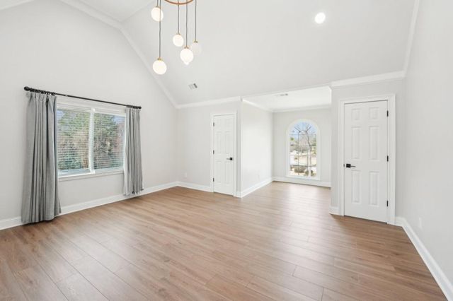 1600 Spring Arbor SW Court, Lilburn, GA 30047