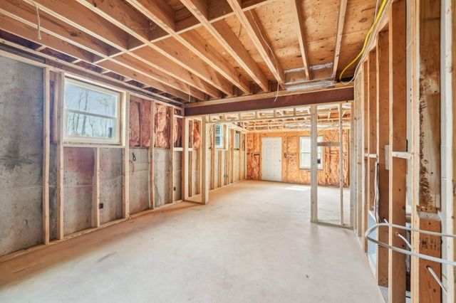 1600 Spring Arbor SW Court, Lilburn, GA 30047