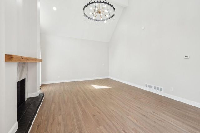 1600 Spring Arbor SW Court, Lilburn, GA 30047