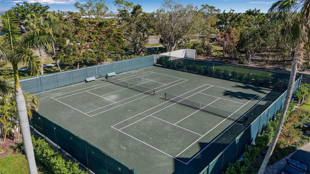 1485 GULF OF MEXICO DRIVE 303, Longboat Key, FL 34228