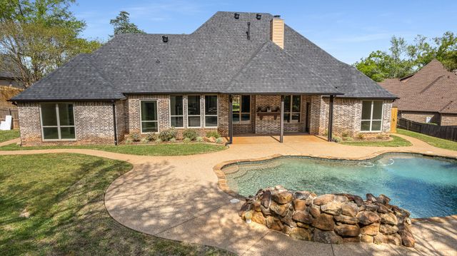 333 Hines Crossing, Bullard, TX 75757