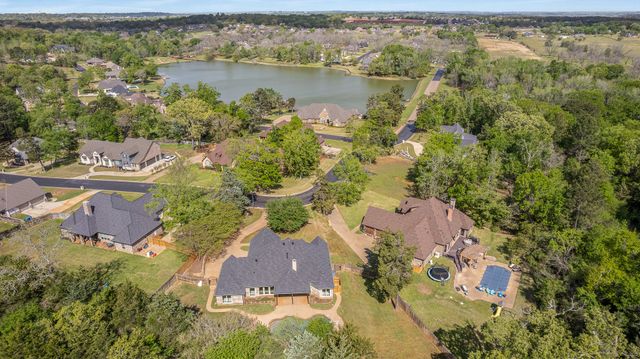 333 Hines Crossing, Bullard, TX 75757