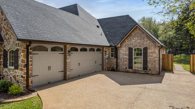 333 Hines Crossing, Bullard, TX 75757