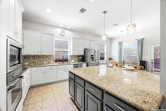 26915 Trinity Hts, San Antonio, TX 78261