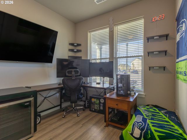 8827 N 1ST Cir, Ridgefield, WA 98642