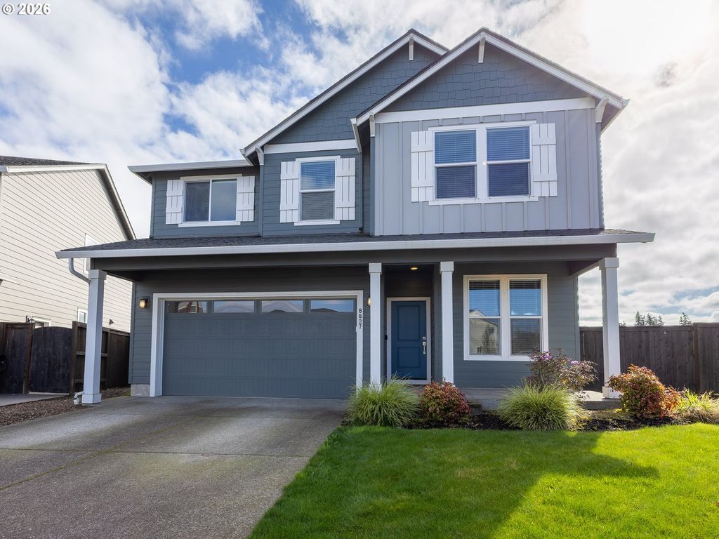 8827 N 1ST Cir, Ridgefield, WA 98642