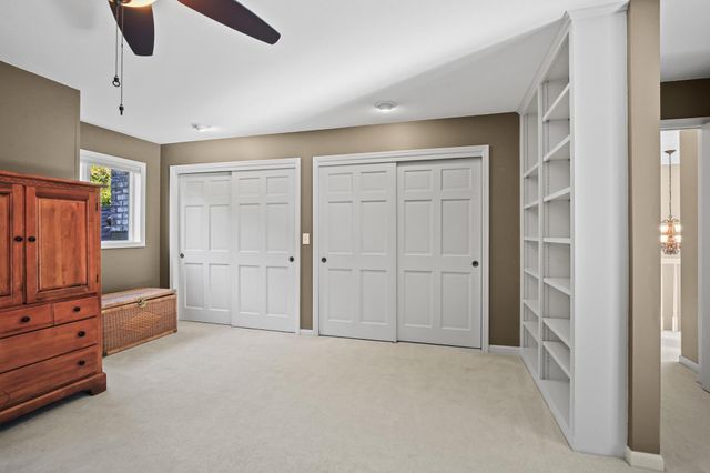 142 Wildwood Bay Drive, Mahtomedi, MN 55115