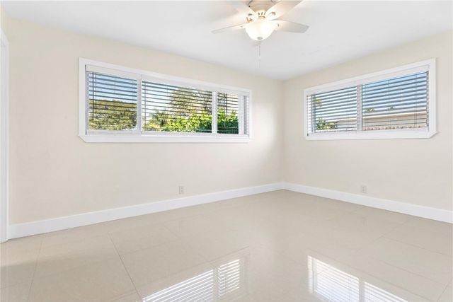 1004 SE 14th Street, Deerfield Beach, FL 33441
