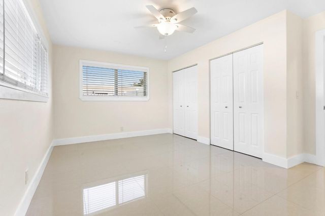 1004 SE 14th Street, Deerfield Beach, FL 33441