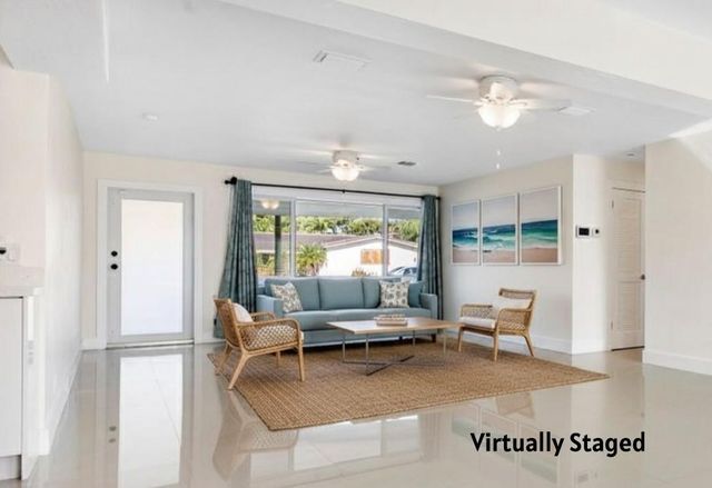 1004 SE 14th Street, Deerfield Beach, FL 33441