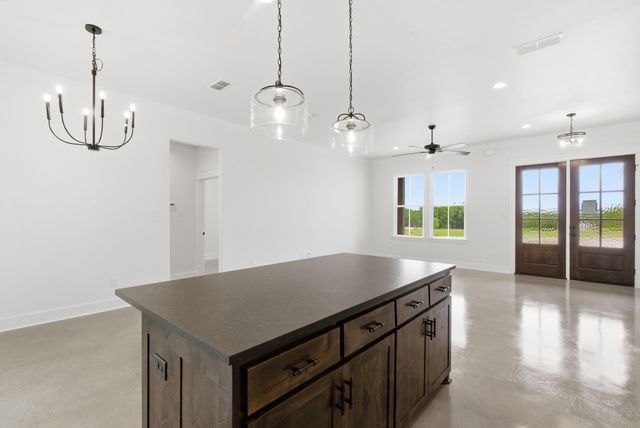145 Graystone, Weatherford, TX 76088