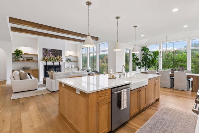 9763 Frontier Lane, Lakeville, MN 55044