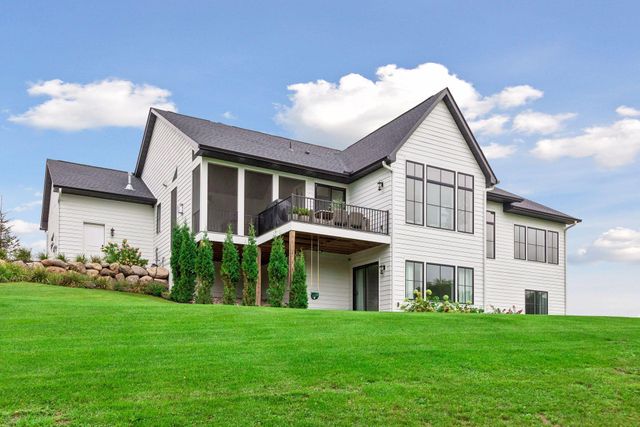 9763 Frontier Lane, Lakeville, MN 55044