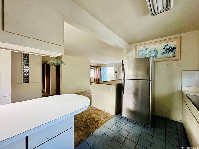 27 Kauila Street, Honolulu, HI 96813