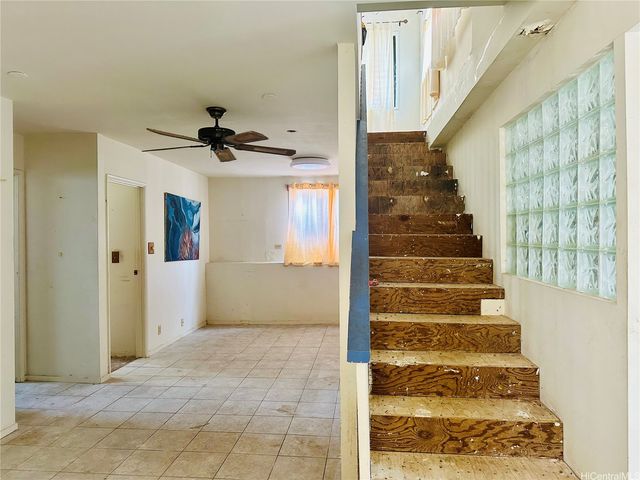 27 Kauila Street, Honolulu, HI 96813