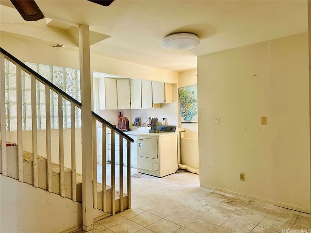 27 Kauila Street, Honolulu, HI 96813