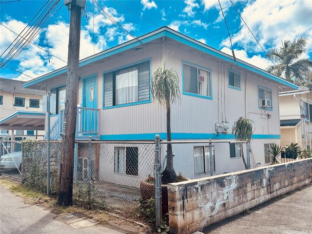 27 Kauila Street, Honolulu, HI 96813