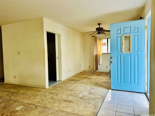 27 Kauila Street, Honolulu, HI 96813