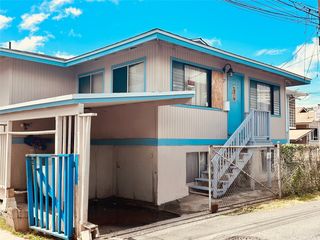 27 Kauila Street, Honolulu, HI 96813