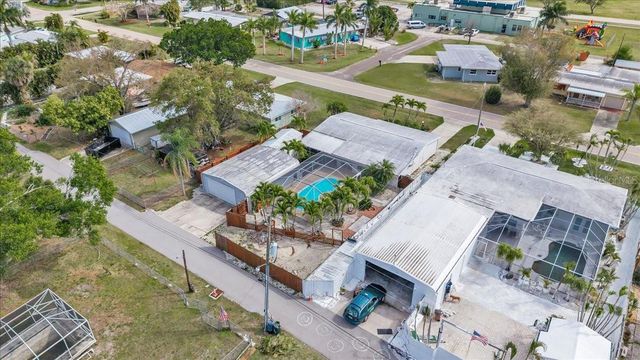 422 W GRACE STREET W, Punta Gorda, FL 33950