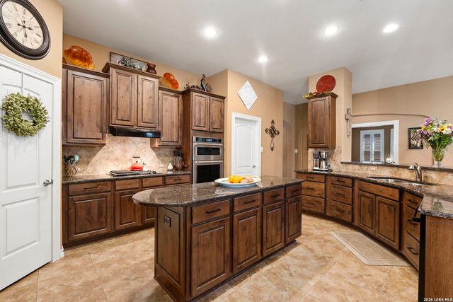 26323 Tuscan Cv, San Antonio, TX 78261