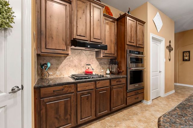 26323 Tuscan Cv, San Antonio, TX 78261