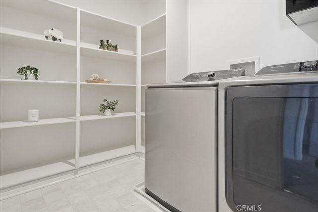 19452 Fortunello Avenue, Riverside, CA 92508