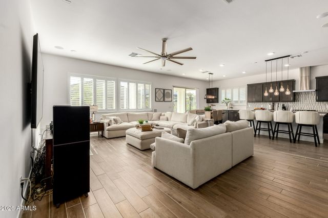 3951 E GOLD MOUNTAIN Avenue, San Tan Valley, AZ 85143