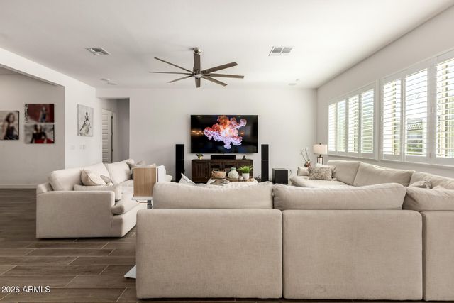 3951 E GOLD MOUNTAIN Avenue, San Tan Valley, AZ 85143