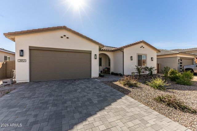 3951 E GOLD MOUNTAIN Avenue, San Tan Valley, AZ 85143