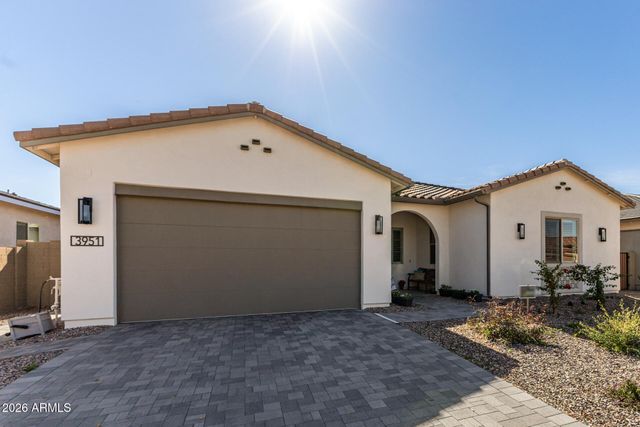 3951 E GOLD MOUNTAIN Avenue, San Tan Valley, AZ 85143