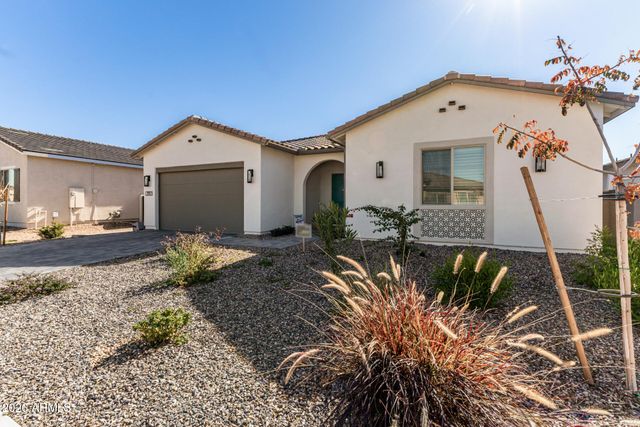 3951 E GOLD MOUNTAIN Avenue, San Tan Valley, AZ 85143
