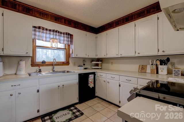 4226 Red Maple Road, Kershaw, SC 29067