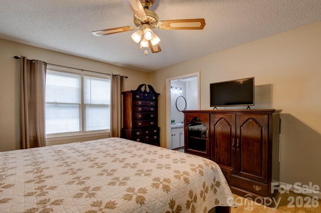 4226 Red Maple Road, Kershaw, SC 29067