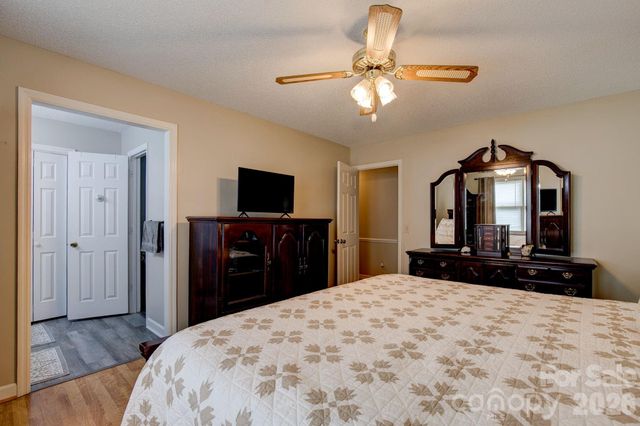 4226 Red Maple Road, Kershaw, SC 29067