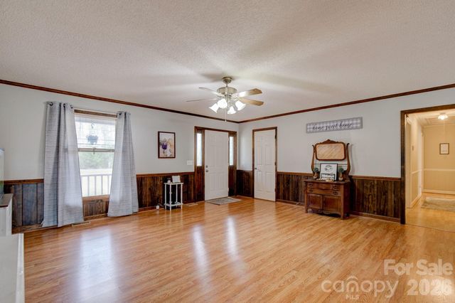 4226 Red Maple Road, Kershaw, SC 29067