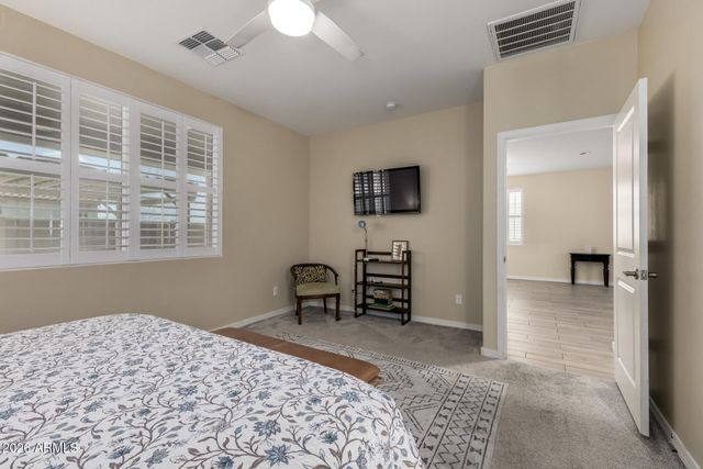 8429 W WINDSOR Boulevard, Glendale, AZ 85305