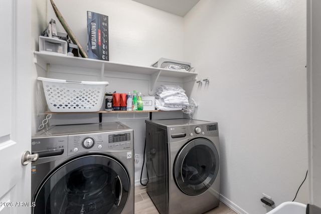 8429 W WINDSOR Boulevard, Glendale, AZ 85305