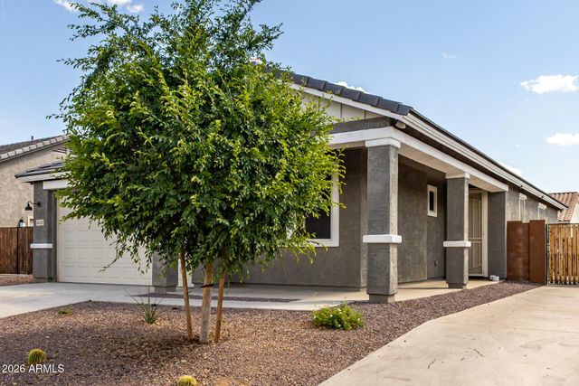 8429 W WINDSOR Boulevard, Glendale, AZ 85305