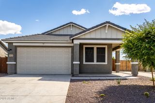 8429 W WINDSOR Boulevard, Glendale, AZ 85305