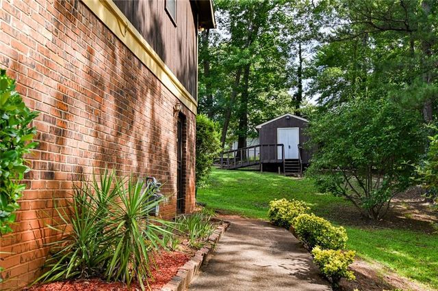 2324 Tarian Drive, Decatur, GA 30034